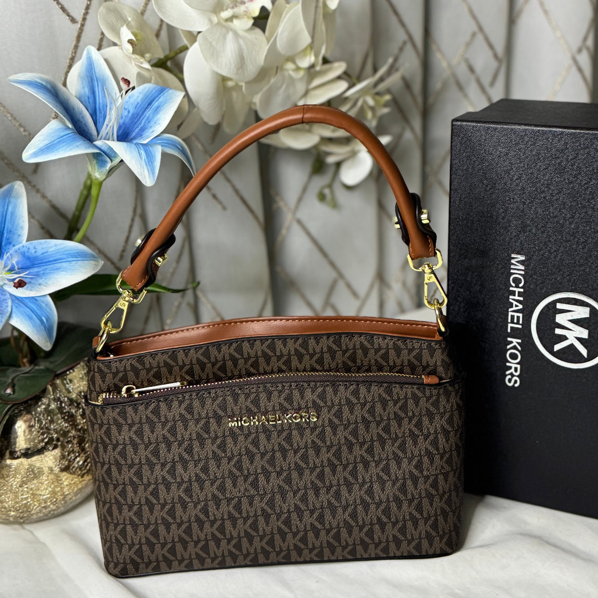 Michael kors Lori crossbody bag